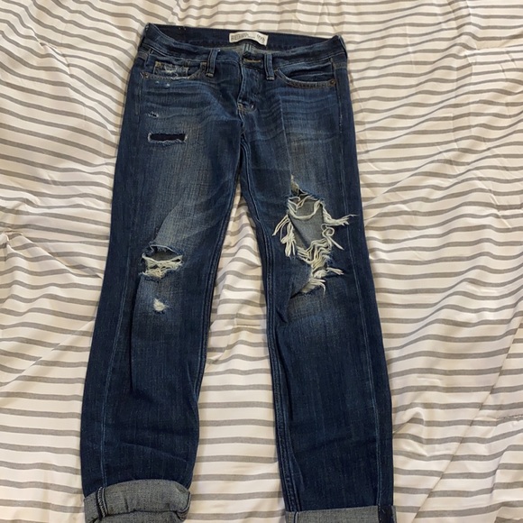 Abercrombie boyfriend straight jean - Picture 2 of 4
